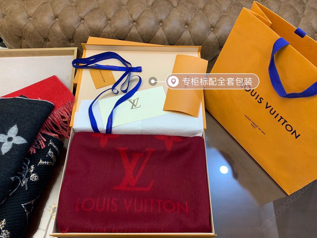 LV路易威登Monogram 花卉流苏饰边100%羊绒围巾M75505