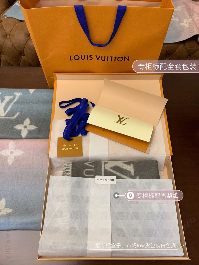 LV路易威登Monogram花纹100%山羊绒围巾M70868
