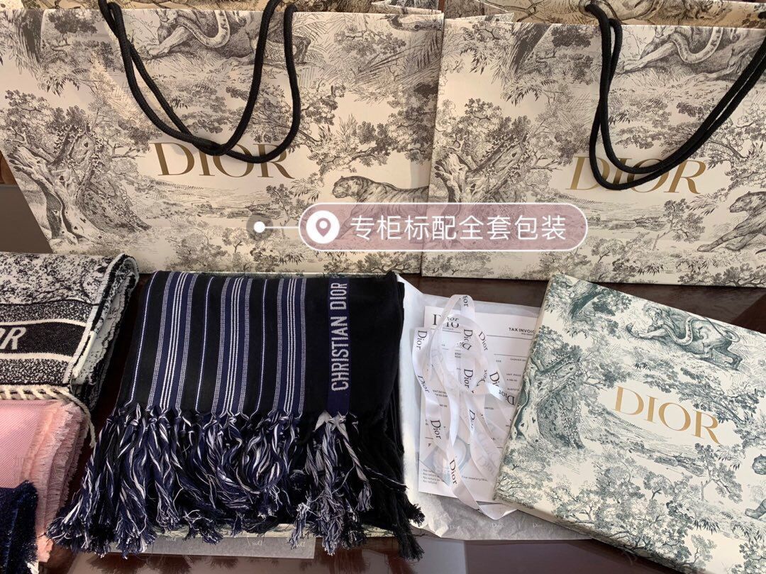 Dior Christan棉羊毛真丝混纺围巾