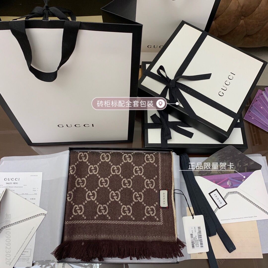 GUCCI古驰GG图案100%羊毛材质围巾