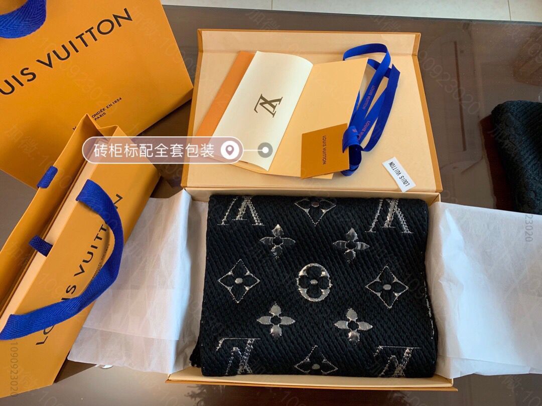 LV路易威登羊毛真丝Logomania Shine 围巾