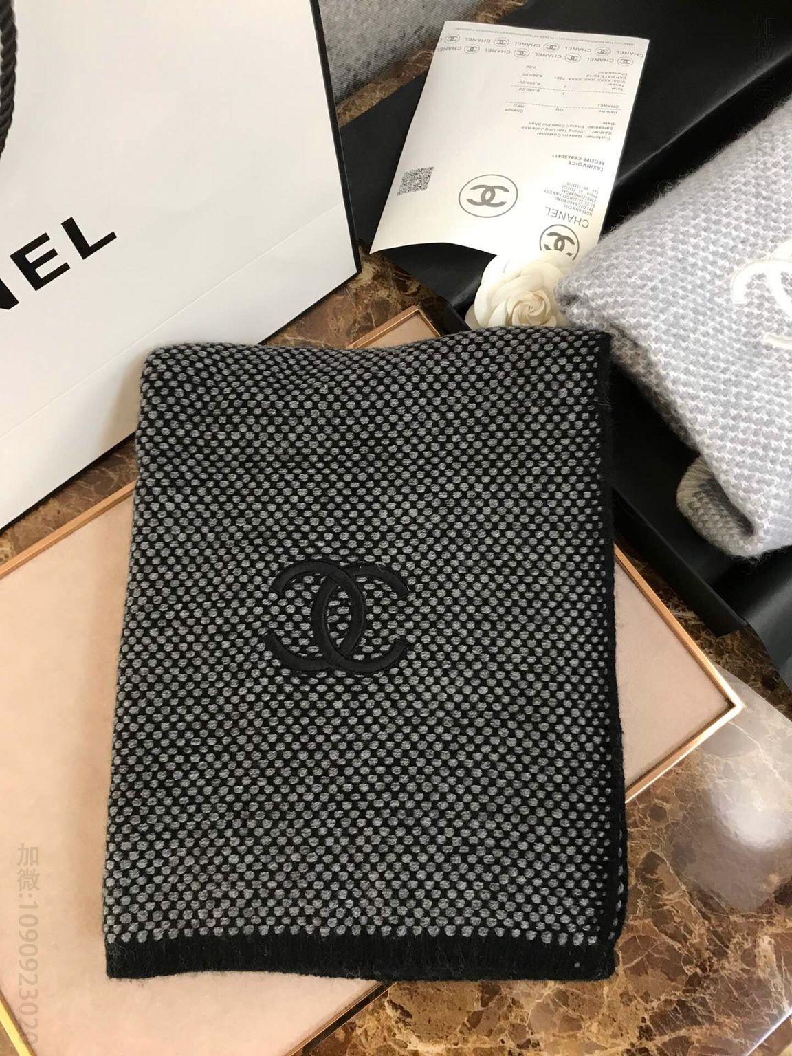 CHANEL香奈儿羊毛羊绒披肩
