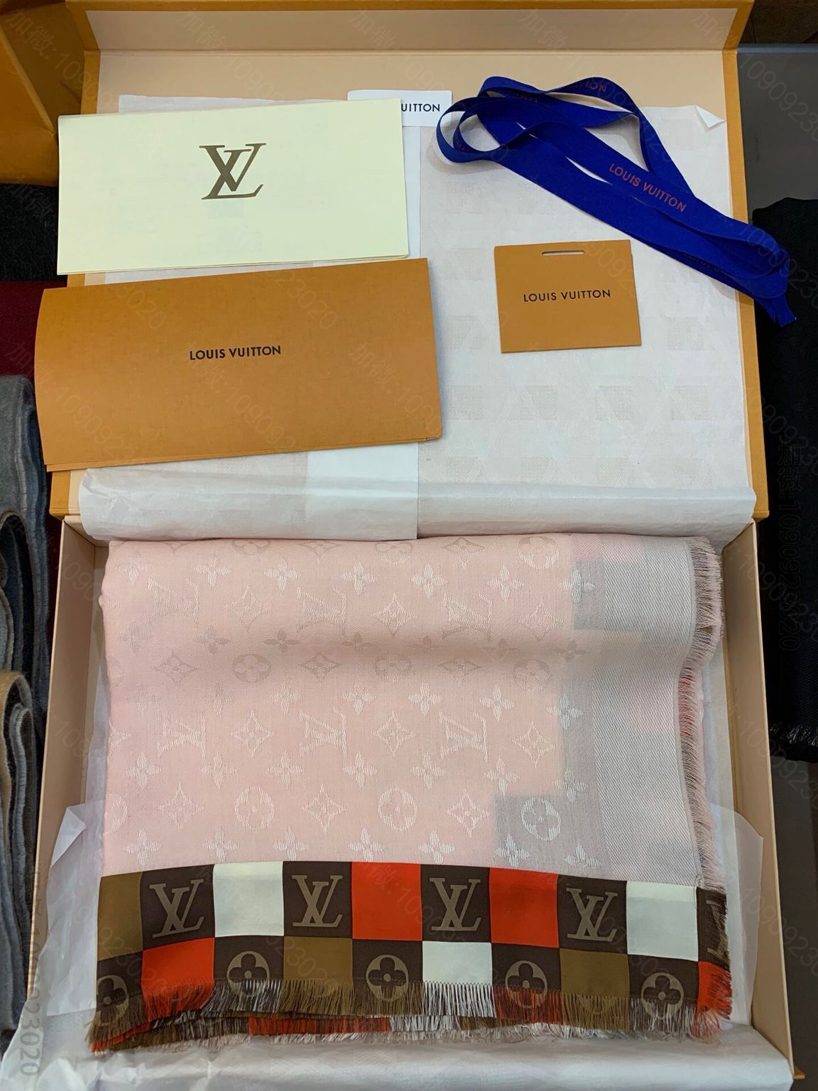 LV路易威登真丝羊毛混纺Monogram Check 披肩