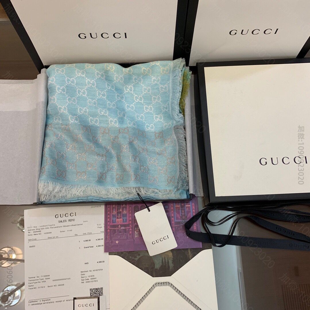 GUCCI古驰GG标识彩虹图案围巾