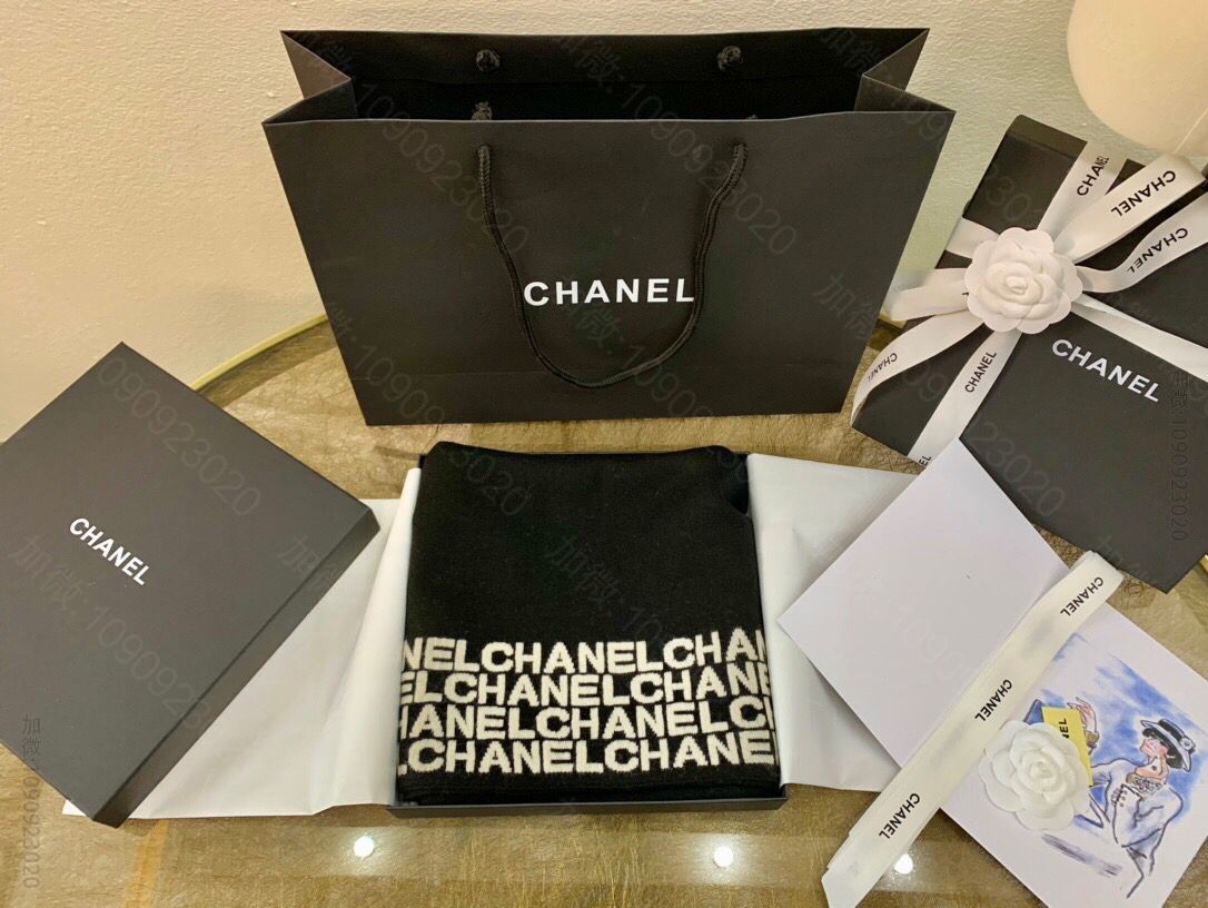 CHANEL香奈儿新款羊绒针织长巾