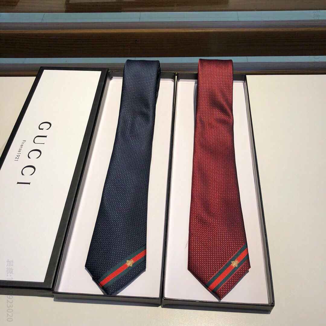 GUCCI古驰蜜蜂图案手工工艺领带