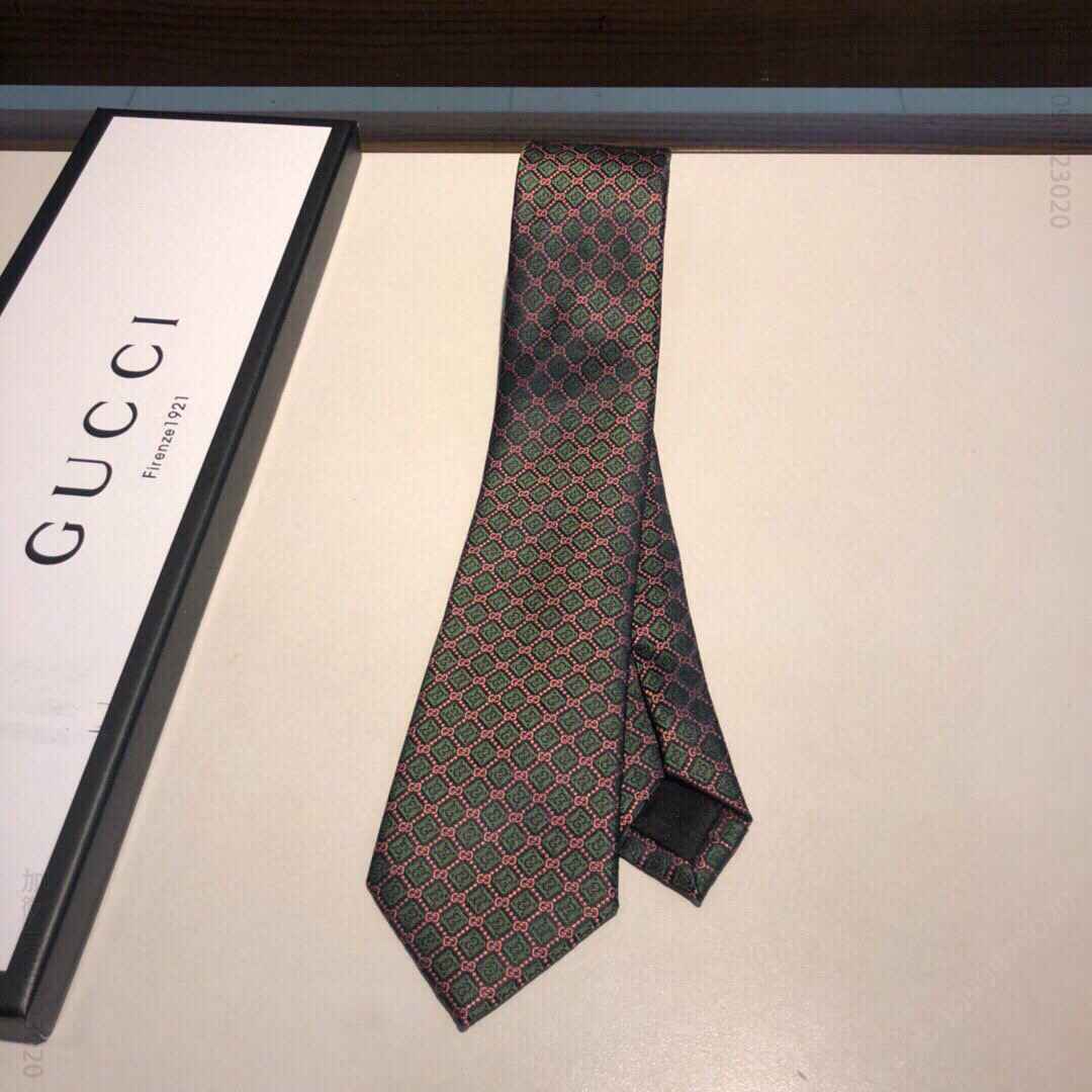 GUCCI古驰三维立体效果几何菱形真丝领带