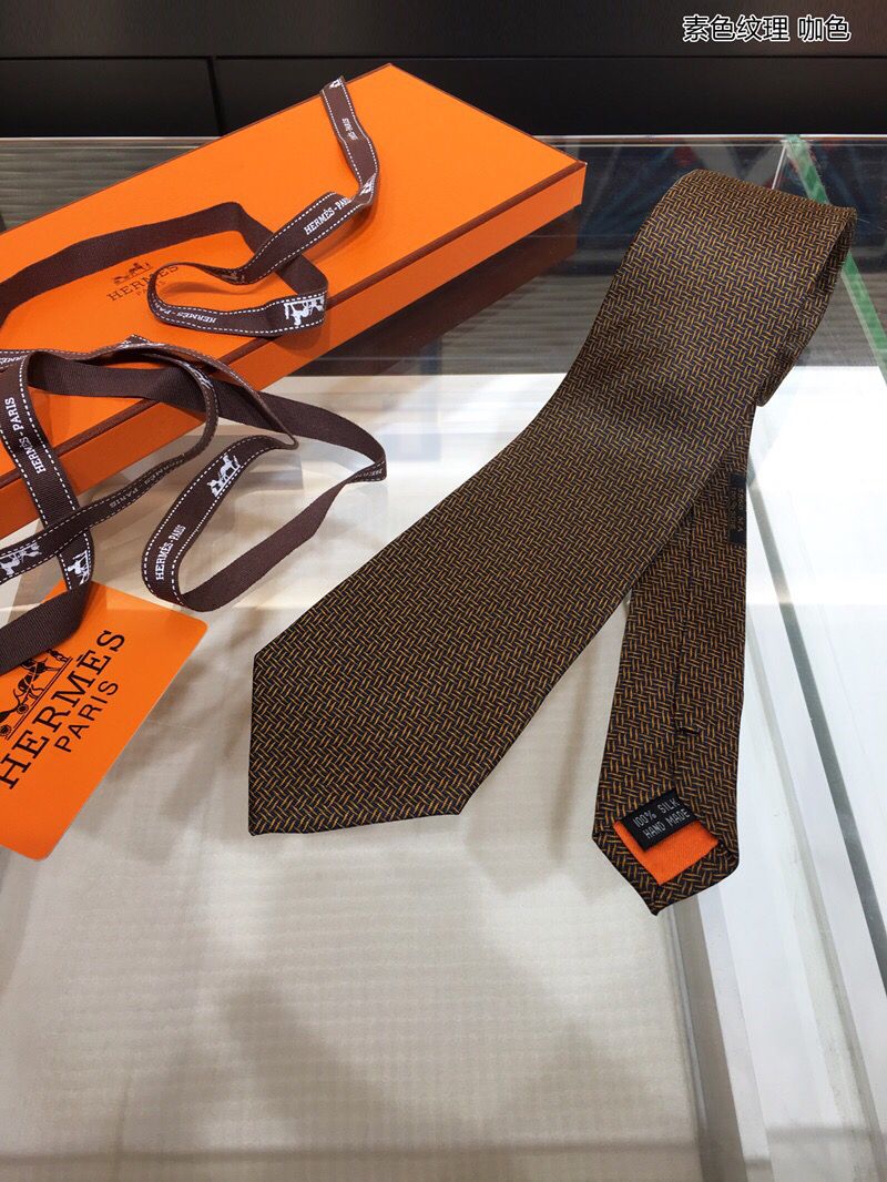 Hermes爱马仕100%顶级斜纹真丝素色纹理领带