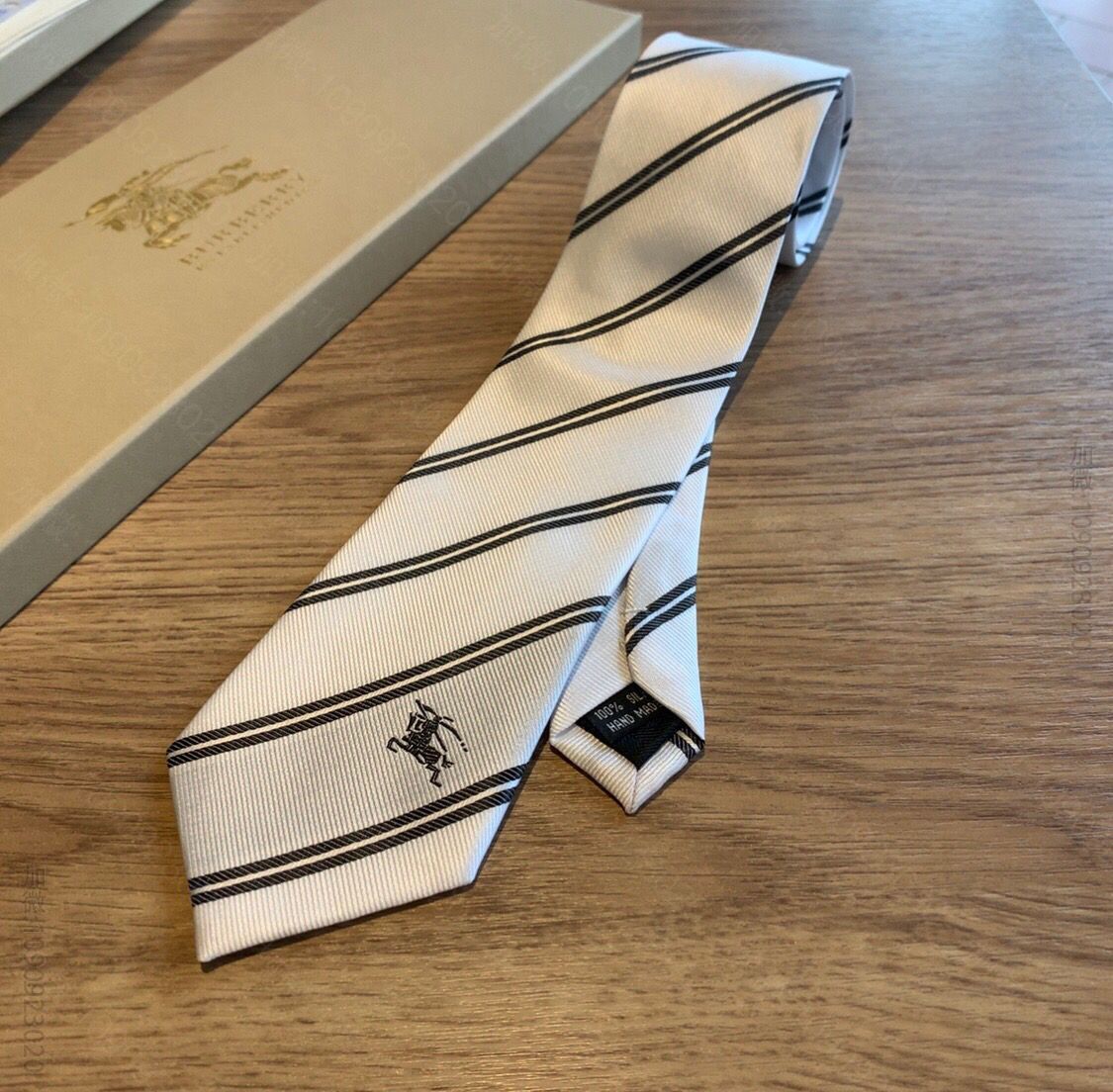 Burberry巴宝莉100%顶级提花真丝Vintage格纹领带