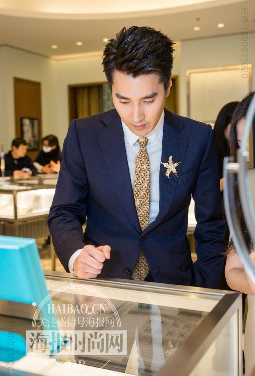 GUCCI古驰100%顶级提花真丝双G马衔扣领带