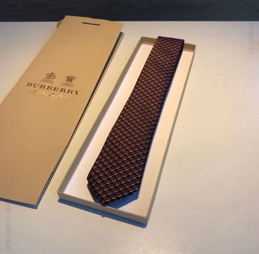 Burberry巴宝莉100%顶级提花真丝TB字母领带