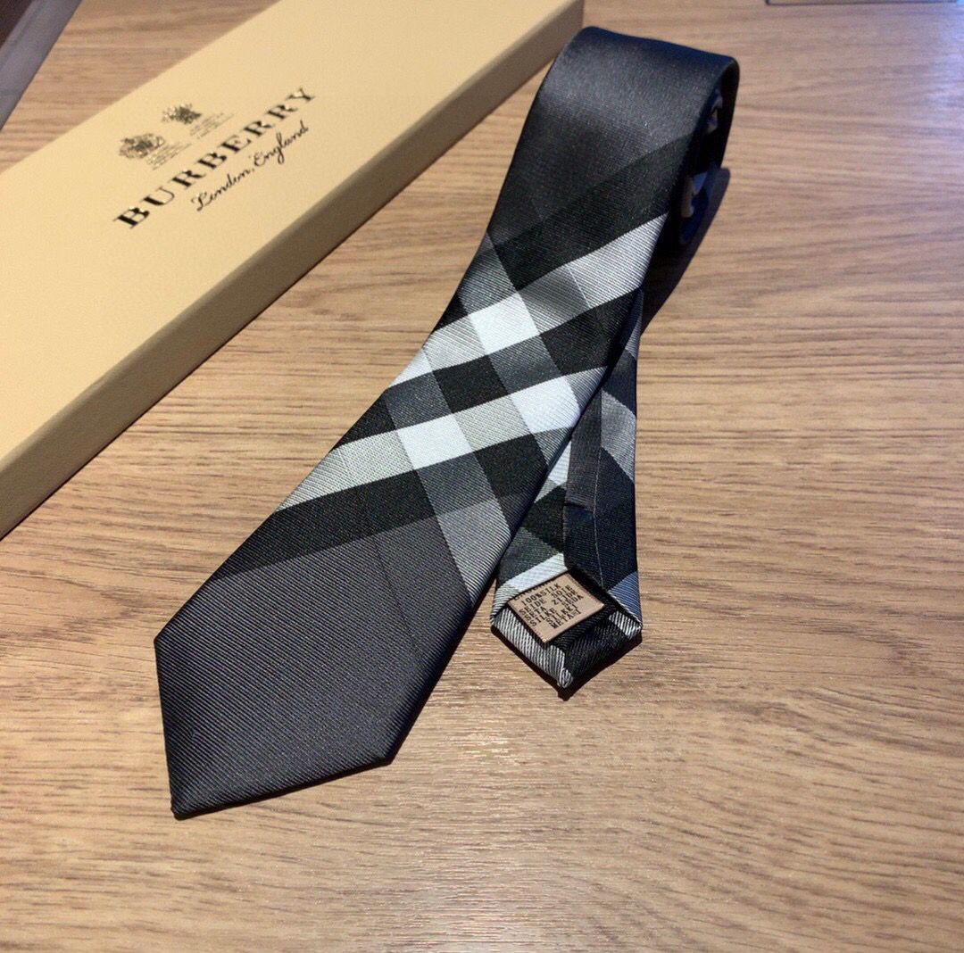 Burberry巴宝莉100%顶级提花真丝Vintage格纹男士领带