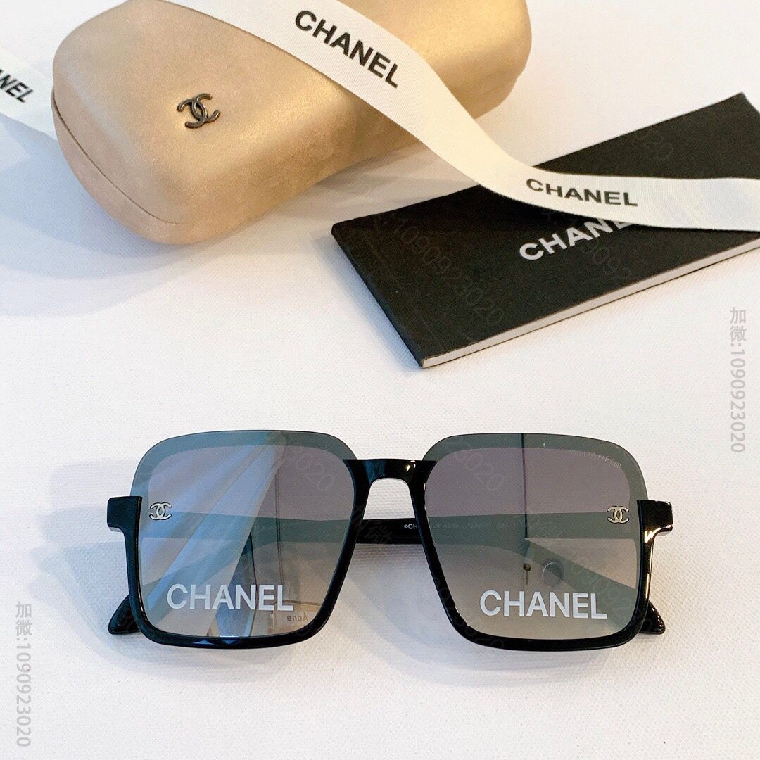 CHANEL香奈儿镜片字母logo＋双C配饰女士太阳眼镜