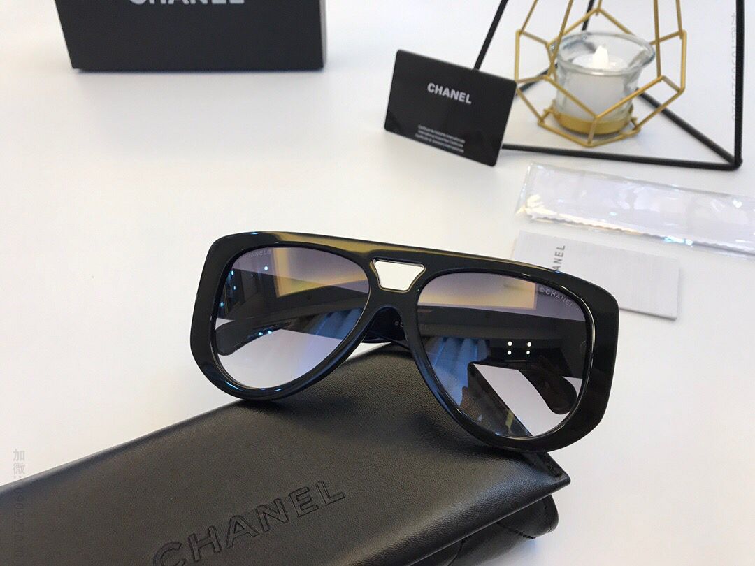 CHANEL香奈儿标志性logo男女通用太阳眼镜
