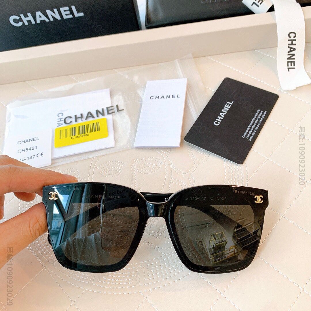 CHANEL香奈儿2023新品香奶奶字母字样镜腿女士太阳眼镜