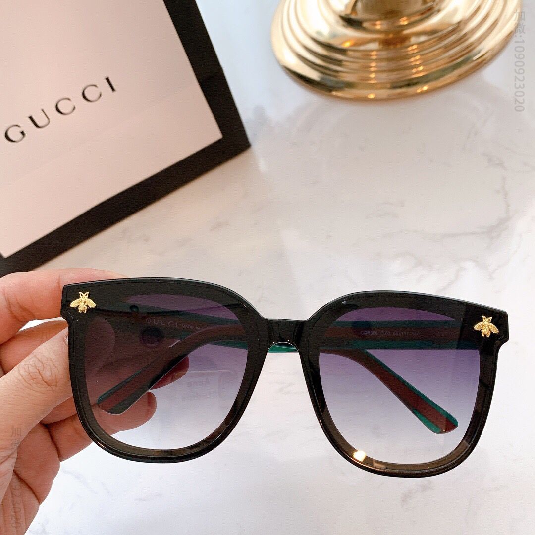 GUCCI古驰经典条纹镜腿小蜜蜂五金男女通用太阳眼镜