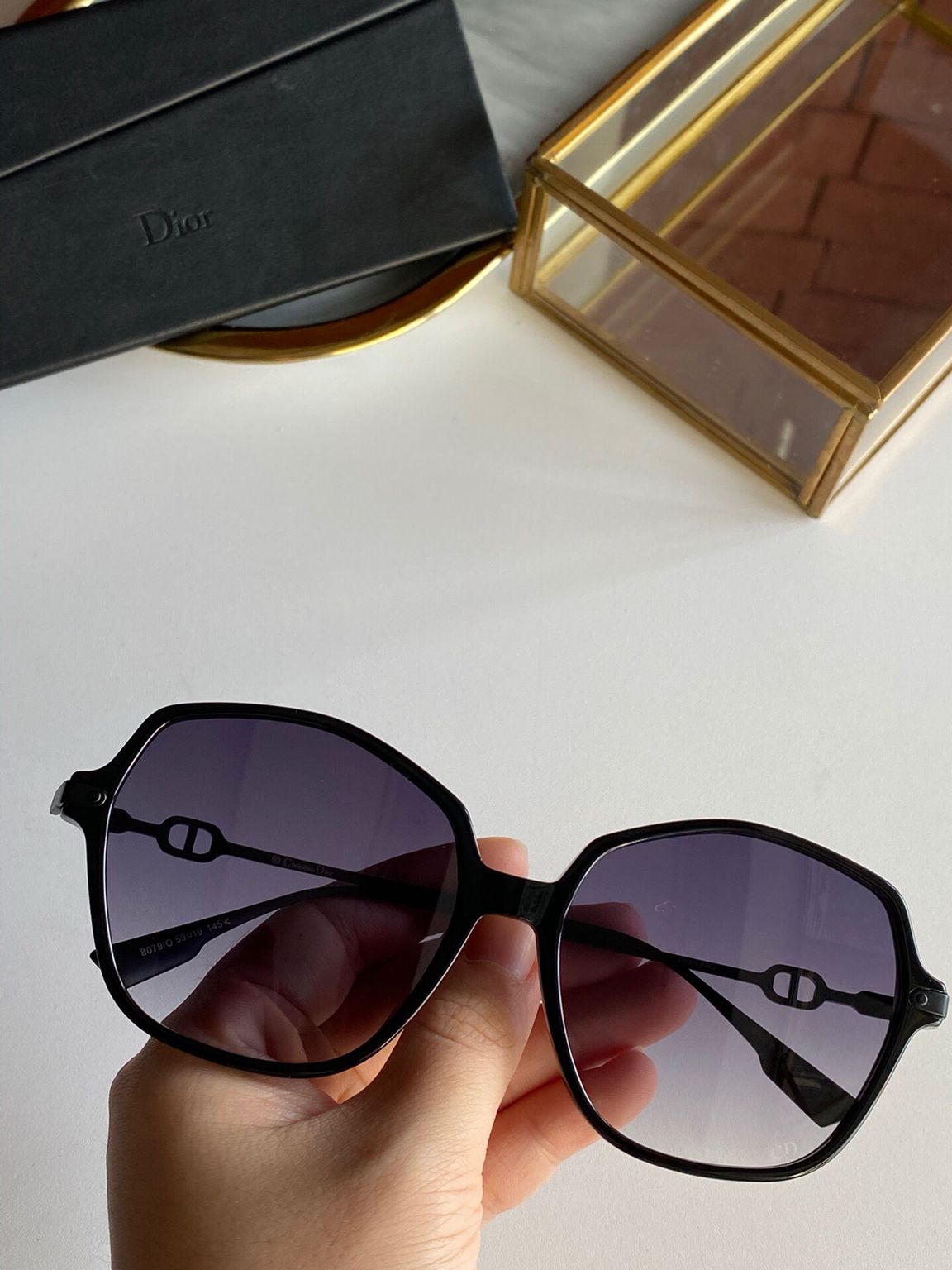 原单迪奥女士眼镜 Dior迪奥方形黑框女士渐变色墨镜太阳眼镜 原单迪奥女士眼镜货源 