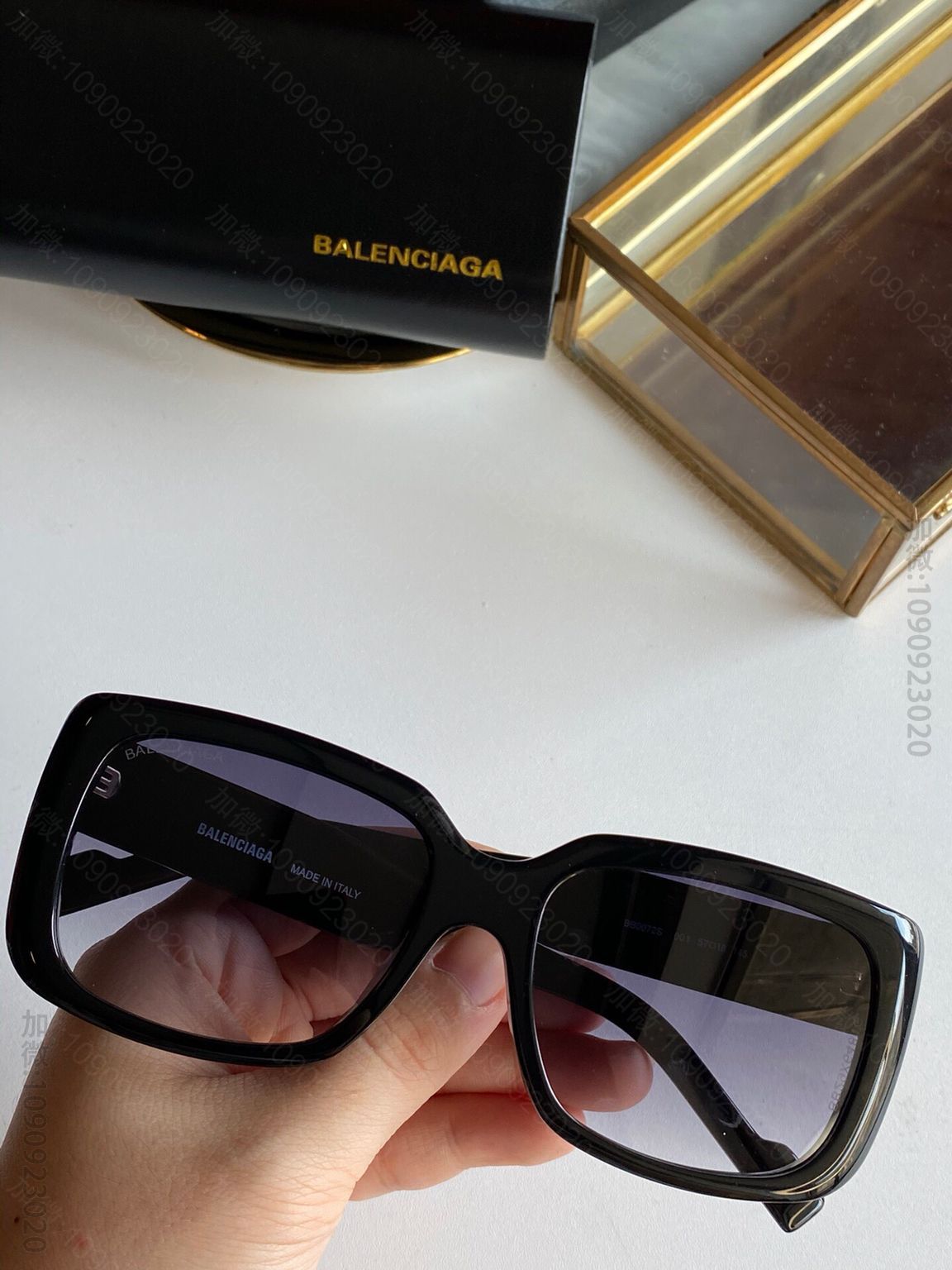 BALENCIAGA巴黎世家百搭造型字母设计男女通用太阳眼镜