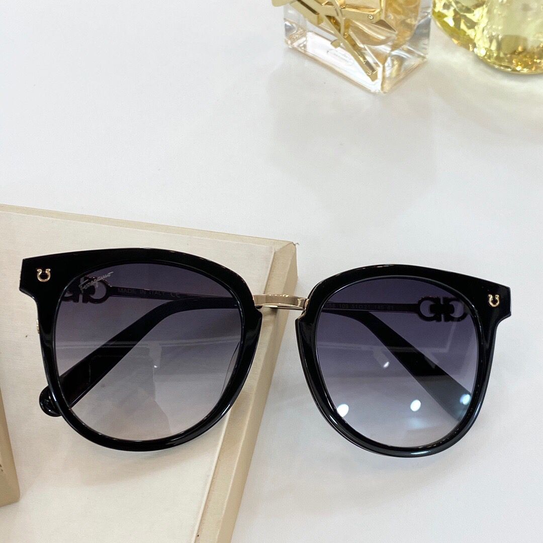 Ferragamo菲拉格慕经典金属Gancino设计元素男女通用太阳眼镜