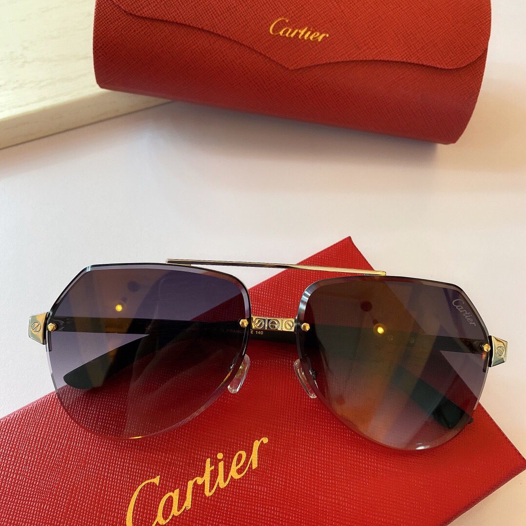 原单卡地亚男女款眼镜 Cartier卡地亚蛤蟆框男女通用太阳眼镜 原单卡地亚眼镜图片 