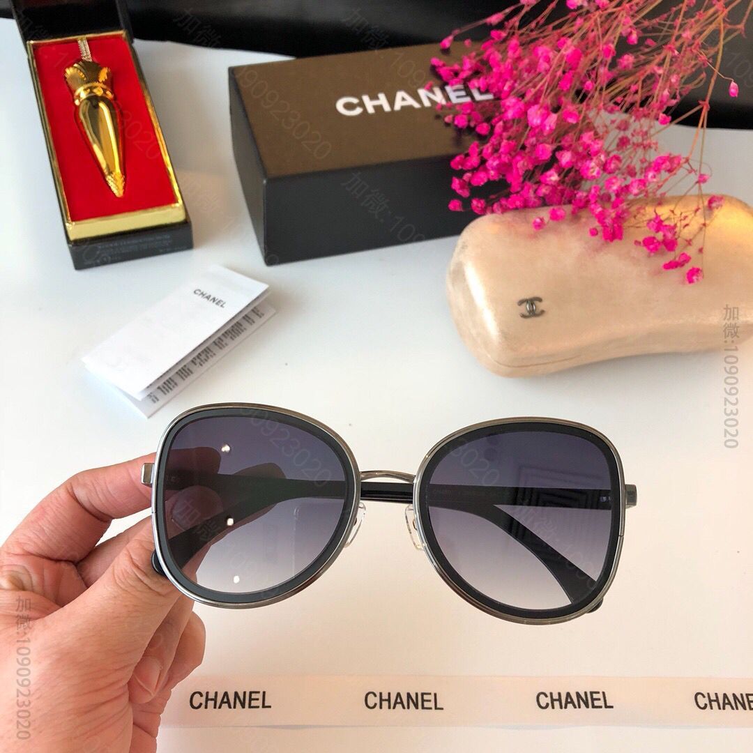 CHANEL香奈儿金属蝶形女士太阳眼镜