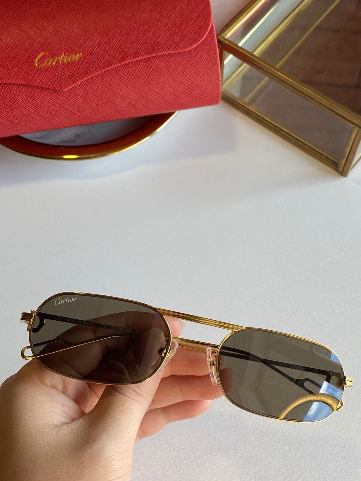 Cartier卡利亚经典复古小方圈太阳眼镜