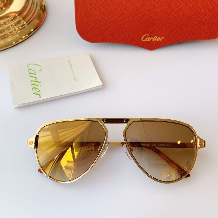 Cartier卡地亚超舒适小框型男女通用太阳眼镜