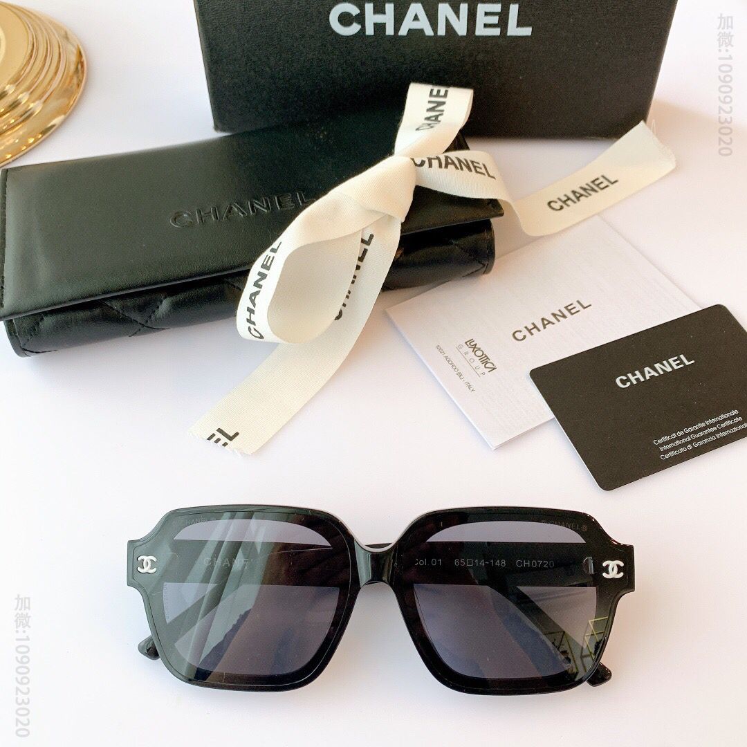CHANEL香奈儿小方形时常百搭施华洛世奇钻女士太阳眼镜