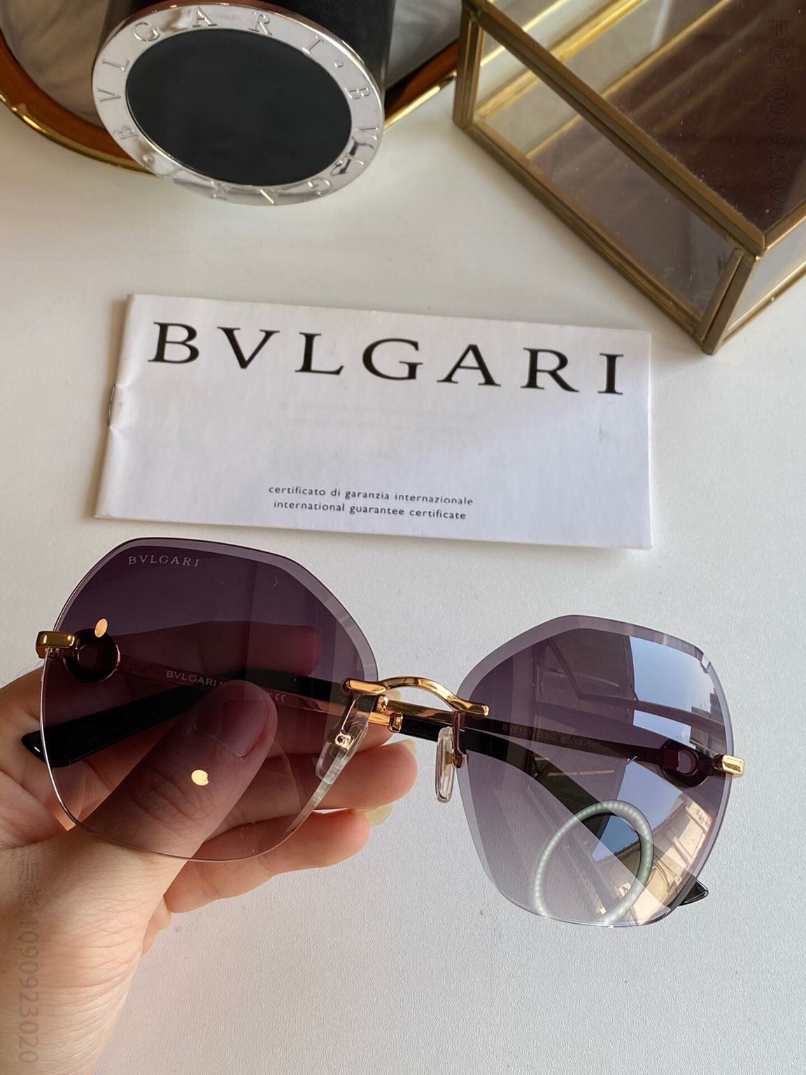 BVLGARI宝格丽钻石切边工艺金属无框女士太阳眼镜