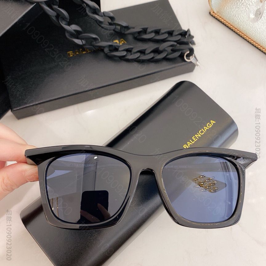 Balenciaga巴黎世家时尚潮流字母款男女通用太阳眼镜