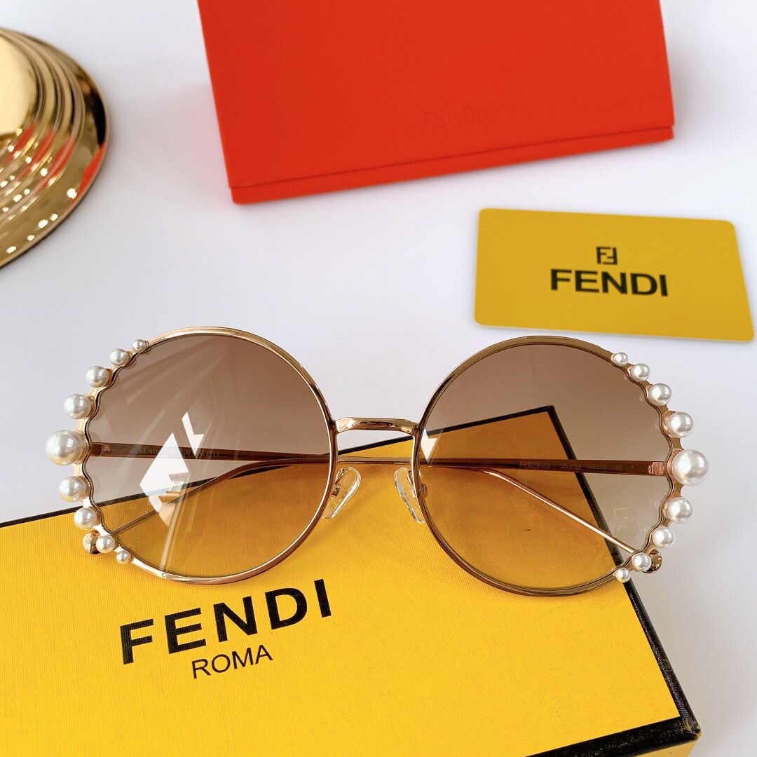 原单芬迪女士眼镜 FENDI芬迪珍珠系列圆形大框女士太阳眼镜 原单芬迪眼镜网站 