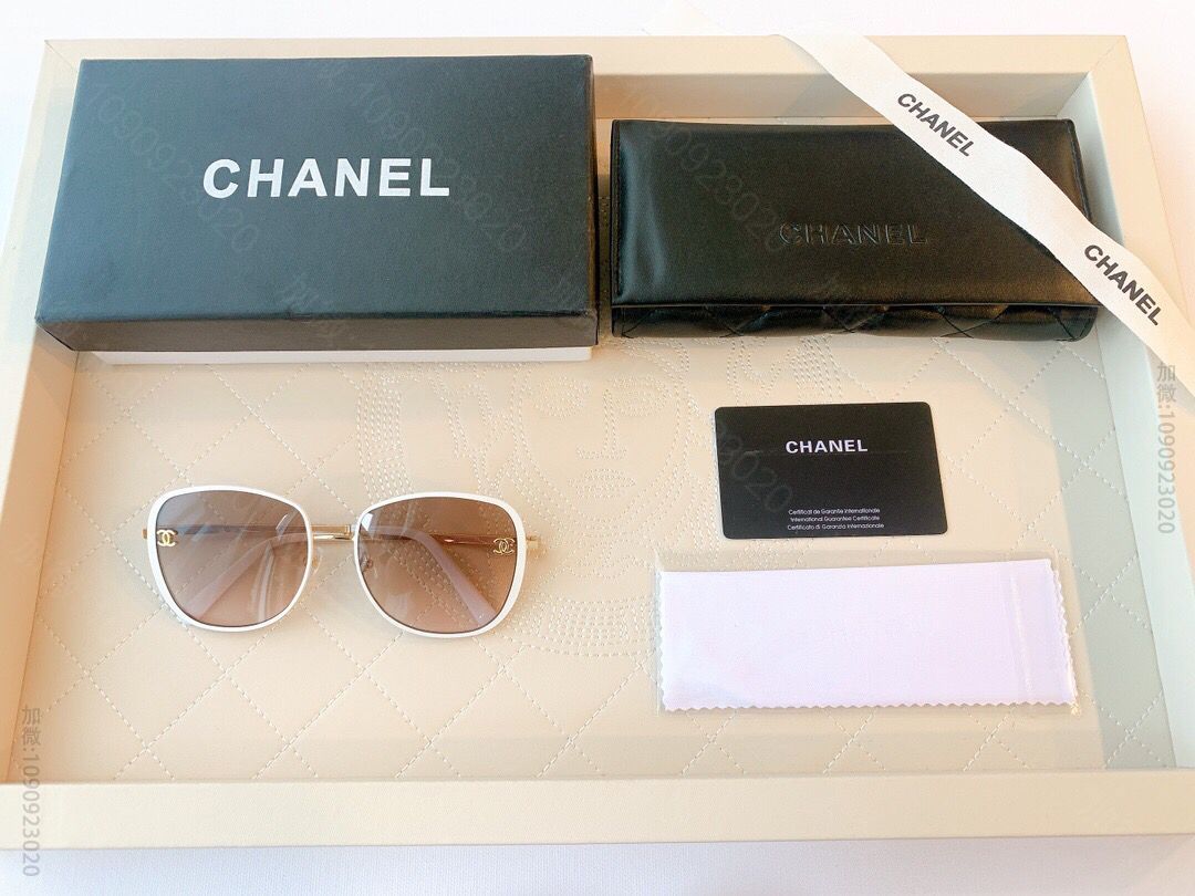 CHANEL香奈儿镜面logo弹簧格子编织镜腿女士太阳眼镜