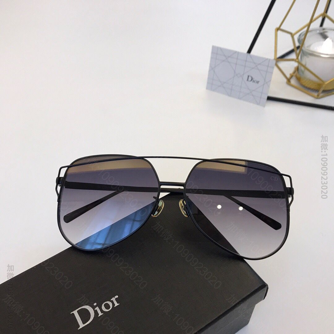 Dior迪奥个性字母镜腿男女通用太阳眼镜