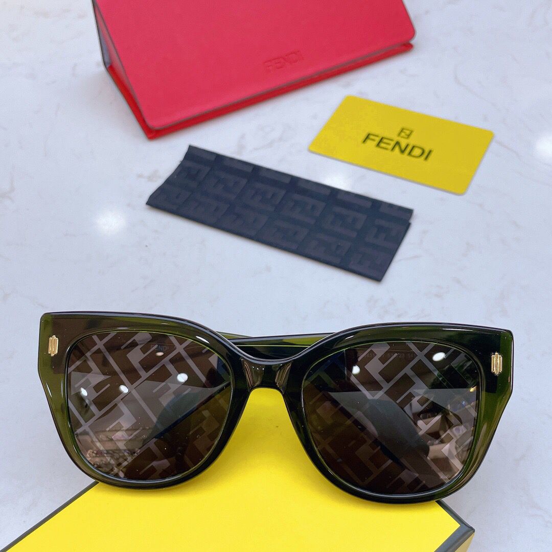 FENDI芬迪板材大框男女通用太阳眼镜
