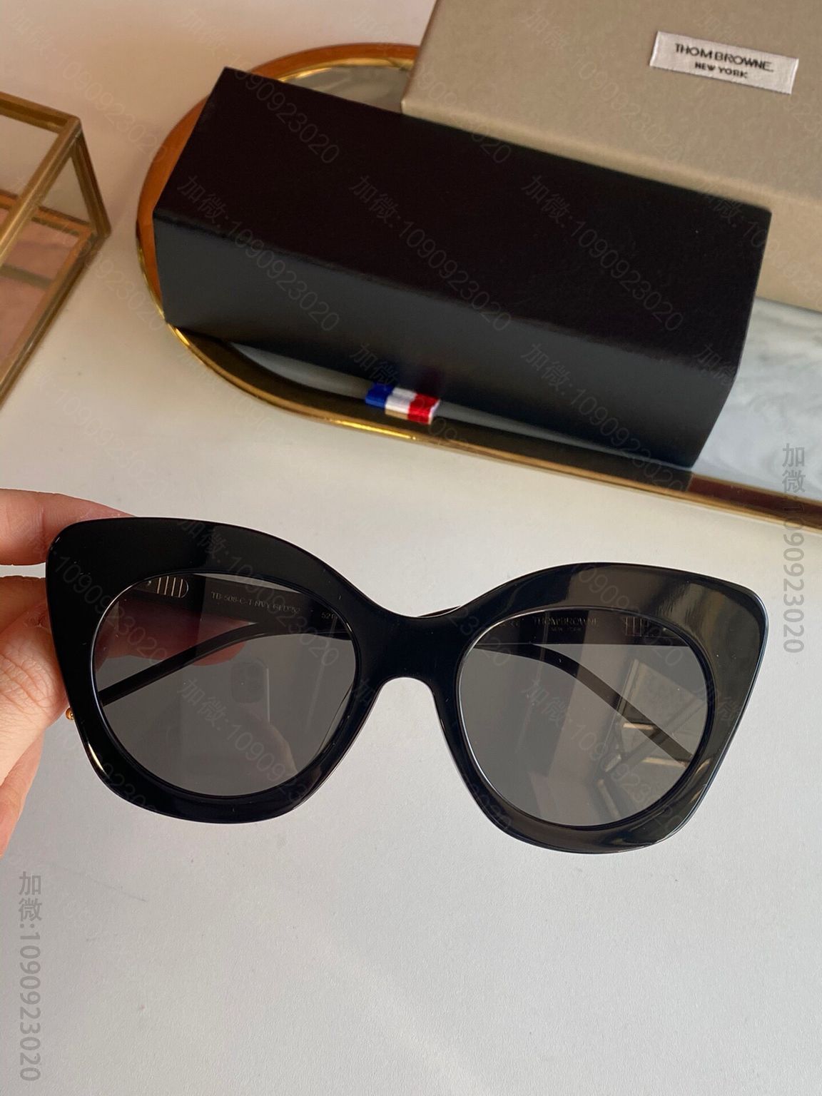 THOM BROWNE桑姆布朗尼女士猫形复古墨镜太阳眼镜