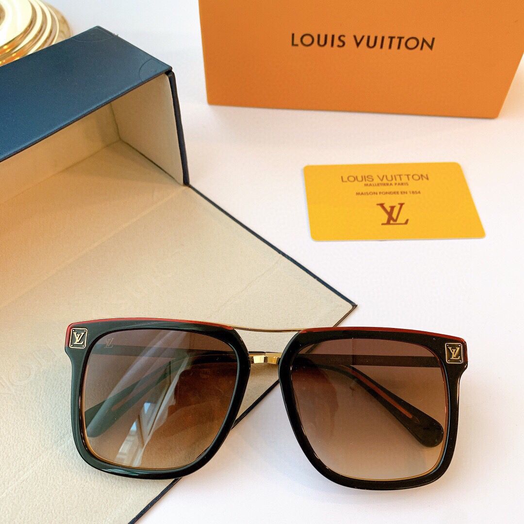 LV路易威登镜片logo时尚大方男女通用太阳眼镜