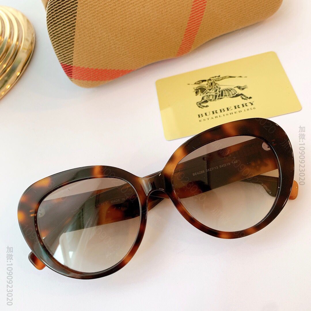 Burberry巴宝莉金色TB专属标识太阳眼镜