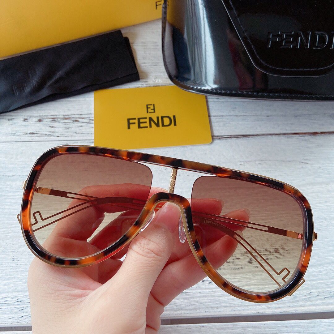原单芬迪男女款眼镜 芬迪眼镜网站 FENDI芬迪时尚框型完美电镀超时尚男女太阳眼镜 