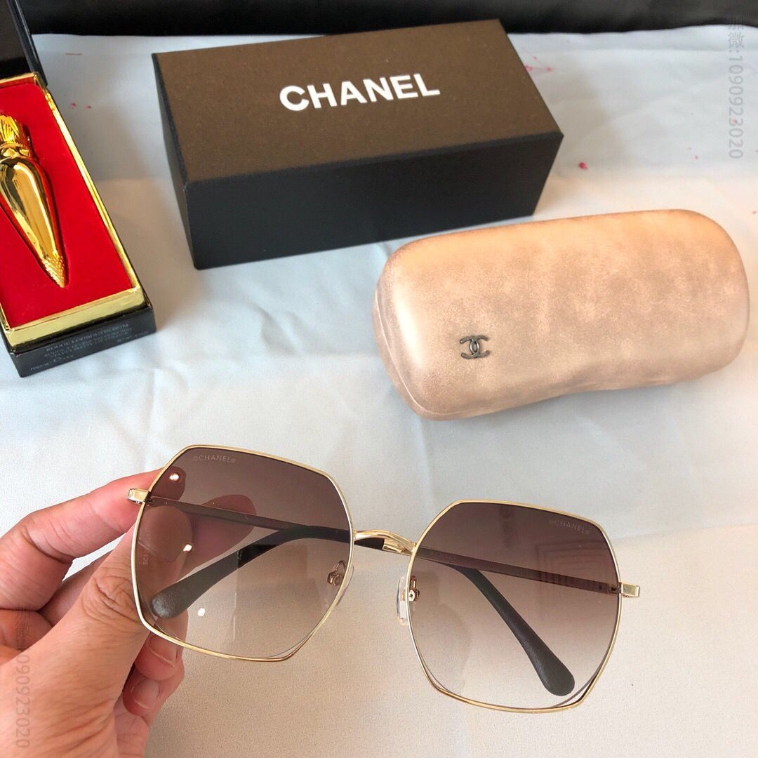 CHANEL香奈儿迪丽热巴同款小羊皮装饰镂空女士太阳眼镜