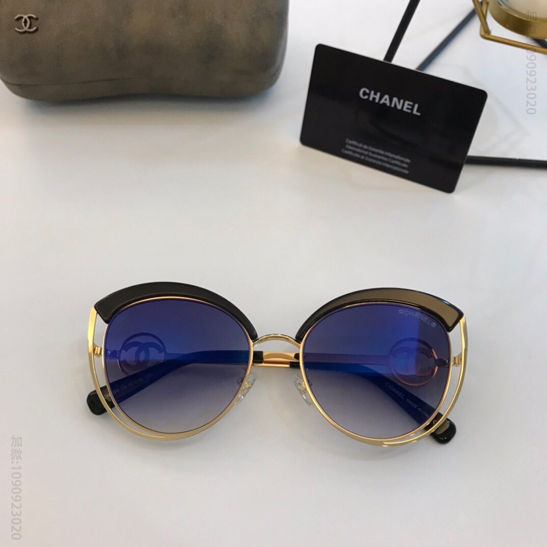 CHANEL香奈儿2023新款金色调logo镂空女士太阳眼镜