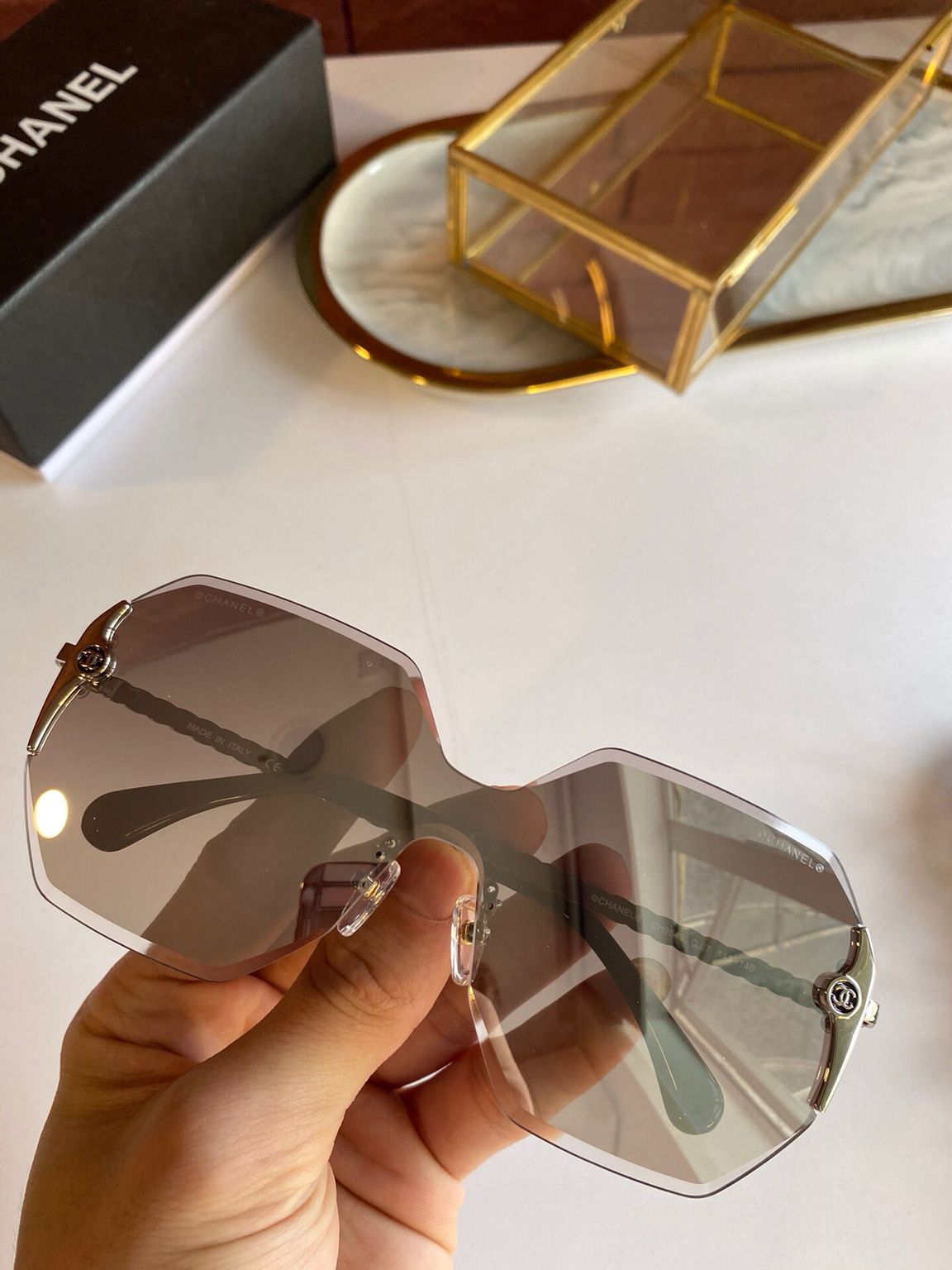 CHANEL香奈儿新款3.0连体厚边尼龙片无框钻石切边太阳眼镜