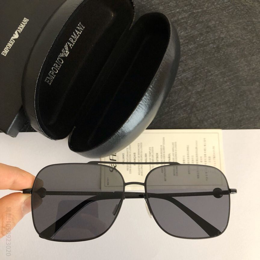 EMPORIO ARMANI 阿玛尼超轻男士偏光太阳眼睛