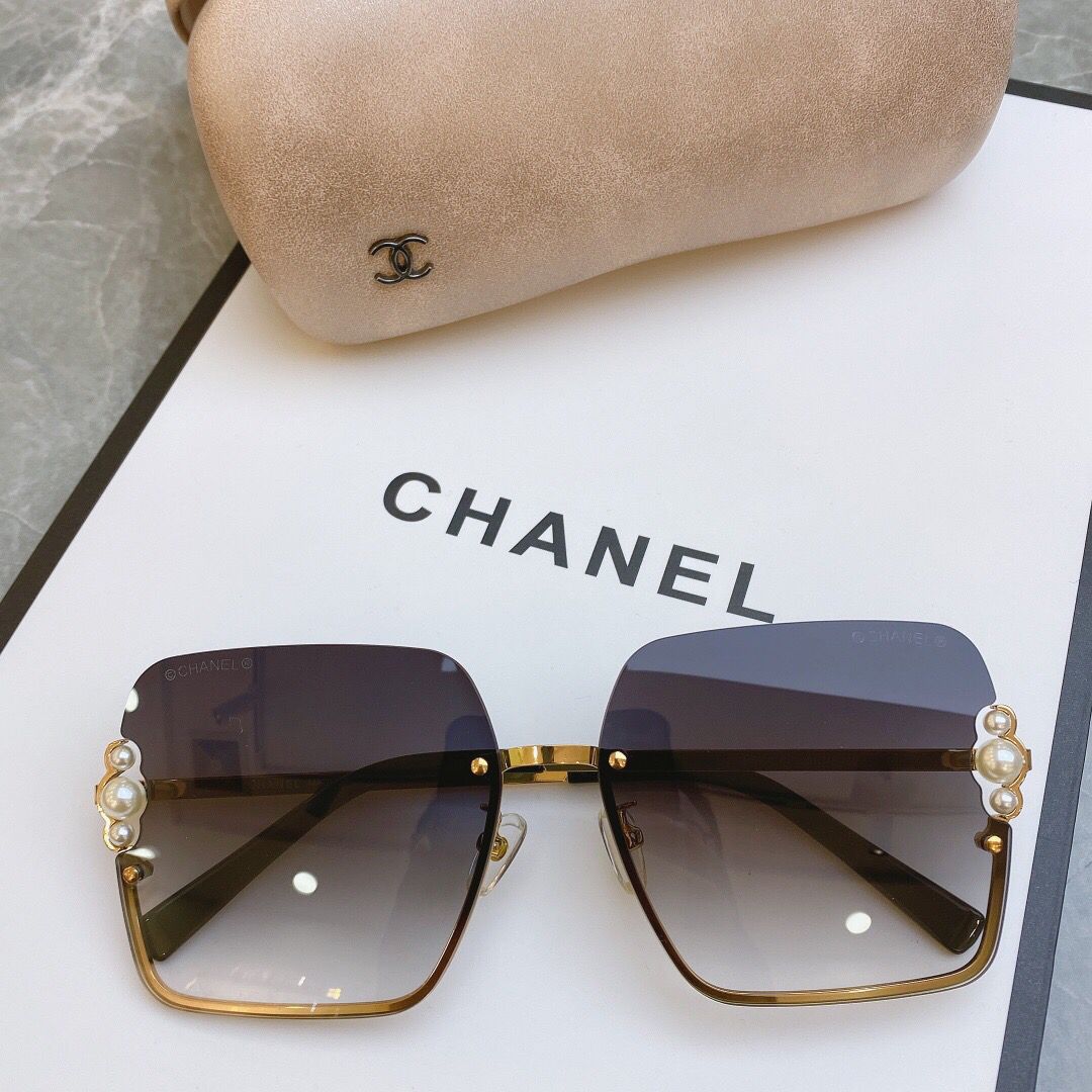 CHANEL香奈儿双c 装饰logo设计女士太阳眼镜
