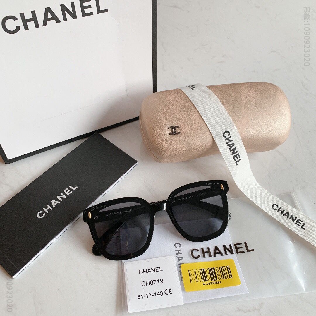 CHANEL香奈儿logo简约大气女士方形墨镜太阳眼镜