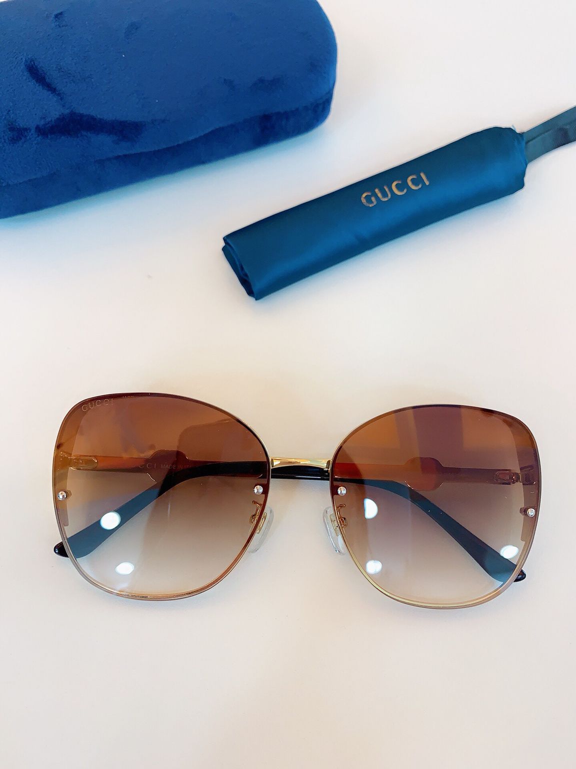 GUCCI古驰独特设计标志性时尚女士太阳眼镜