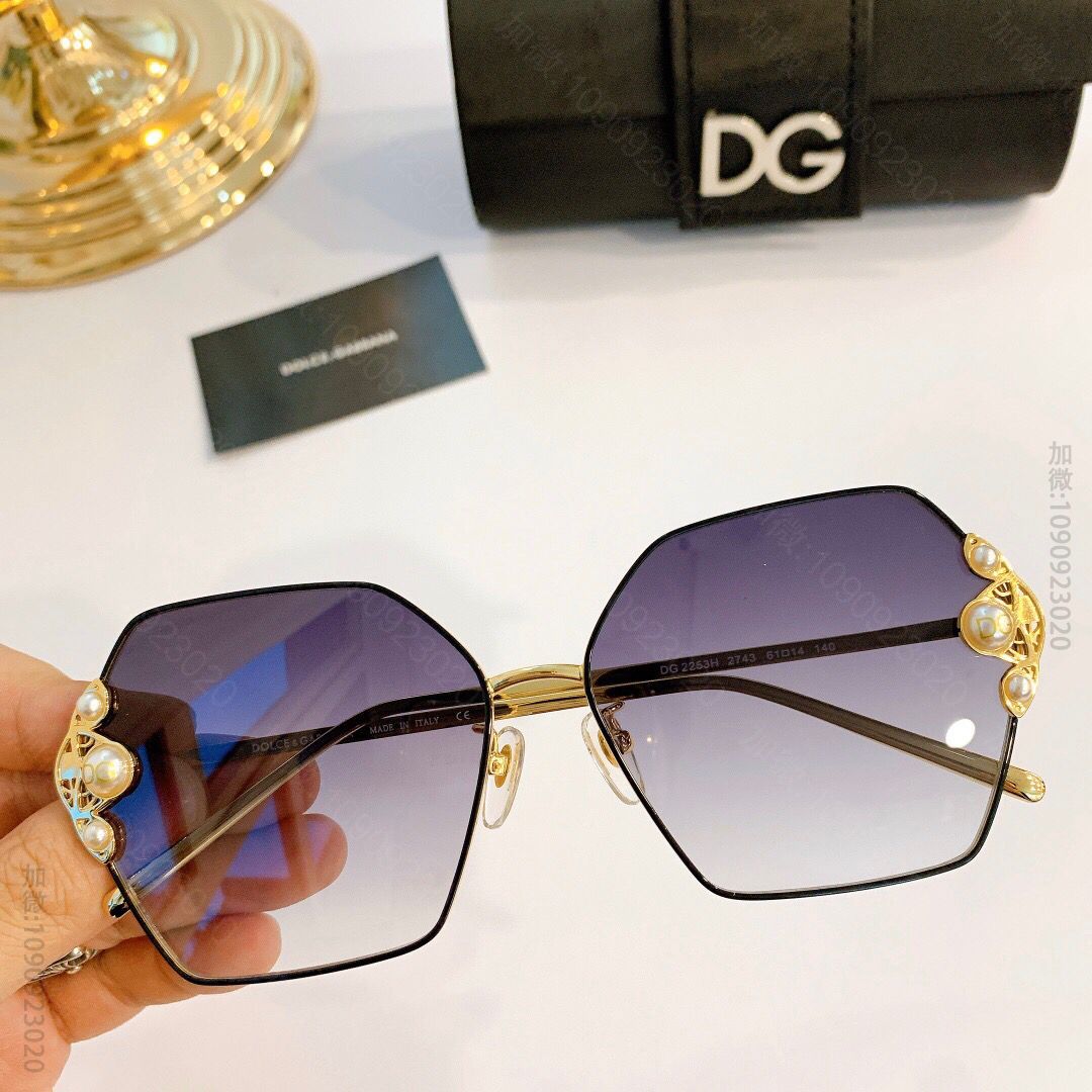 DOLCE&GABBANA双边珍珠logo复古时尚女士太阳眼镜