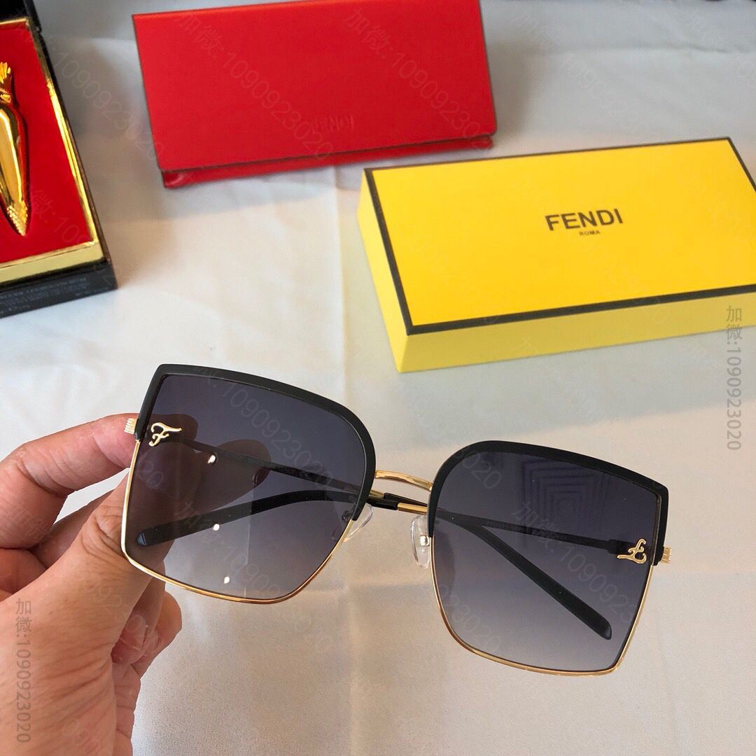 FENDI芬迪滴油漆镜框F装饰logo男女通用太阳眼镜