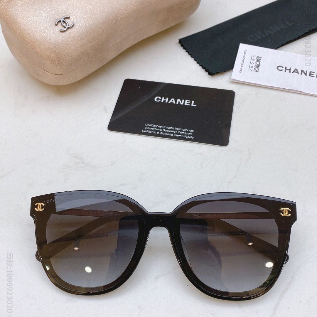 CHANEL香奈儿方形大框小香经典元素男女通用太阳眼镜