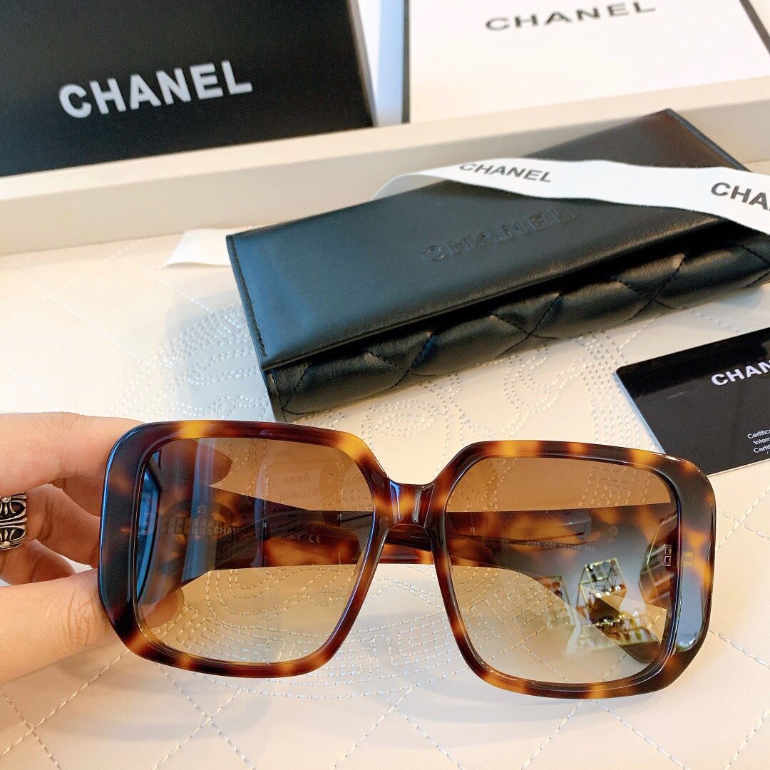 CHANEL香奈儿双C logo装饰大方框太阳眼镜