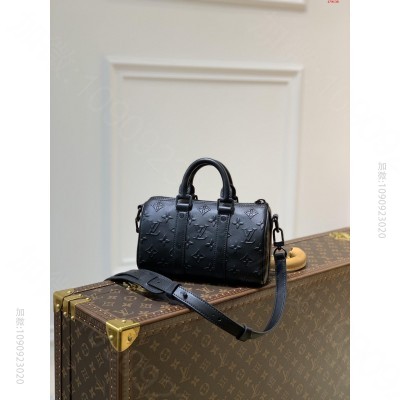 黑色枕头包 浮花logo Keepall XS 手袋 高仿LV枕头包